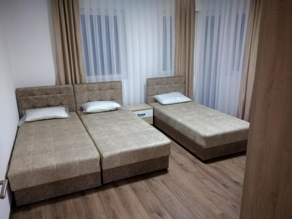 Vila Centar Mb Bed and Breakfast Sjenica Buitenkant foto